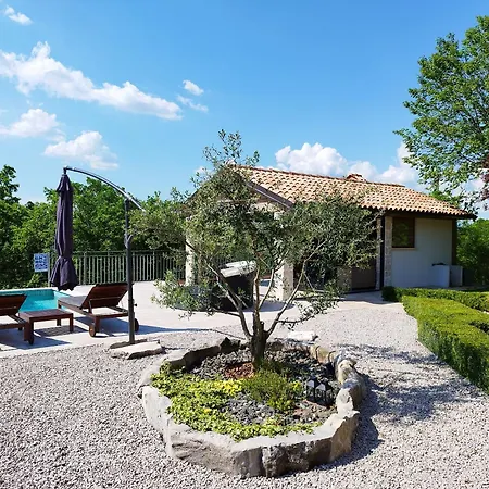 Villa Elegant In Ripenda Verbanci *