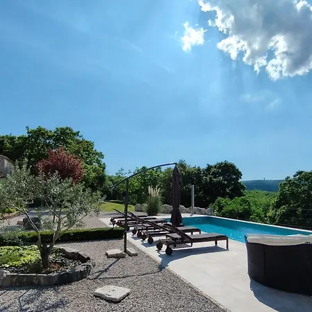 Villa Elegant In Ripenda Verbanci