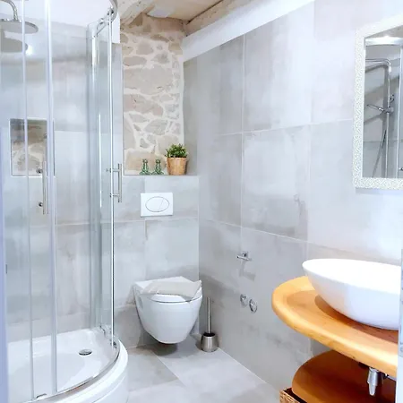 Elegant In Ripenda Verbanci Villa